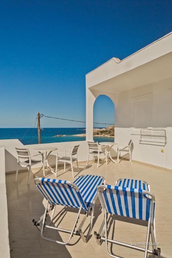 Albatros Studios & Apartments Lefkos  Buitenkant foto